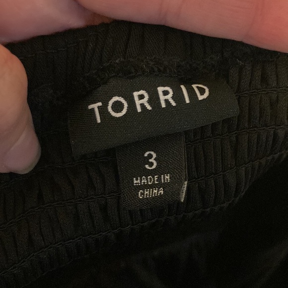 🆕❤️Torrid- Midi Challis Asymmetrical Button-Front Dress - Picture 12 of 15